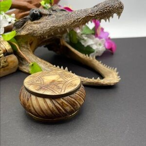 Bone trinket vintage